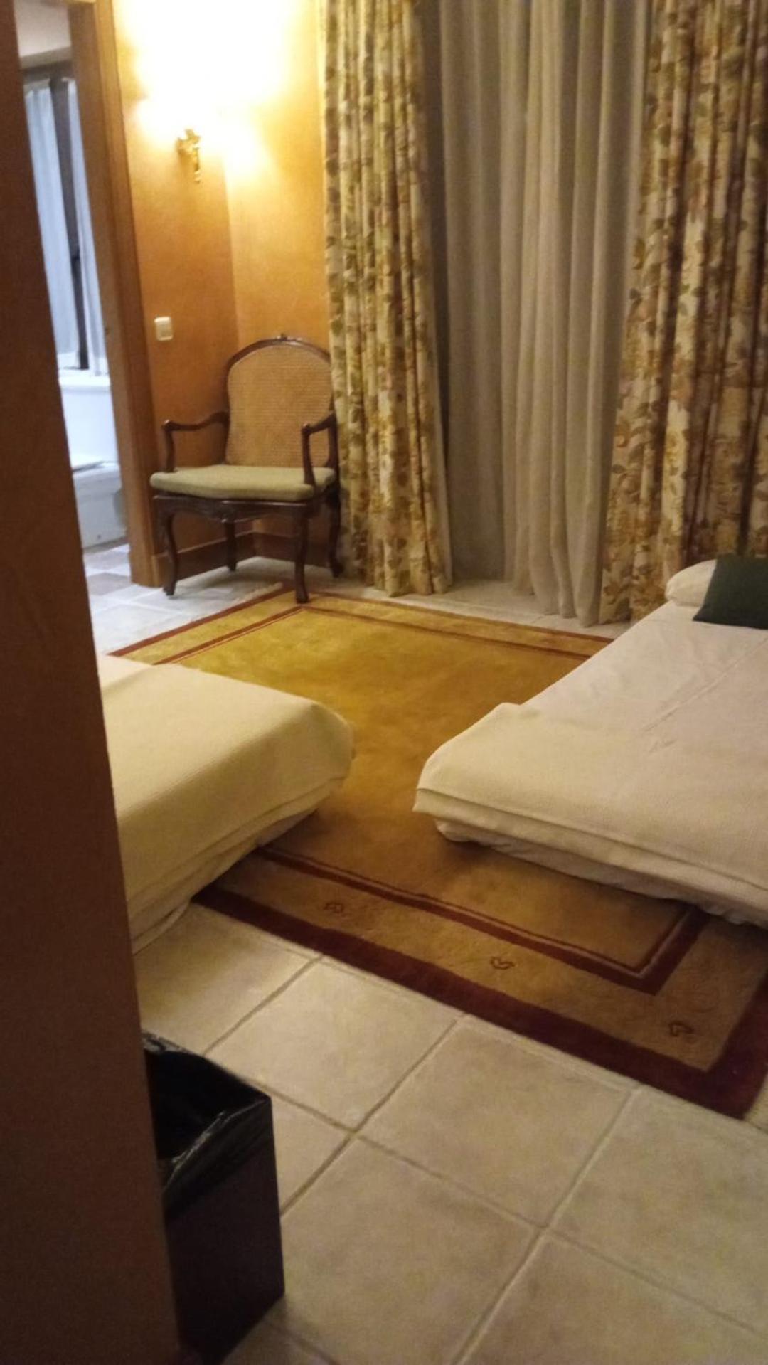 Palacio De Miraflores 미라플로레스 데 라 시에라 외부 사진